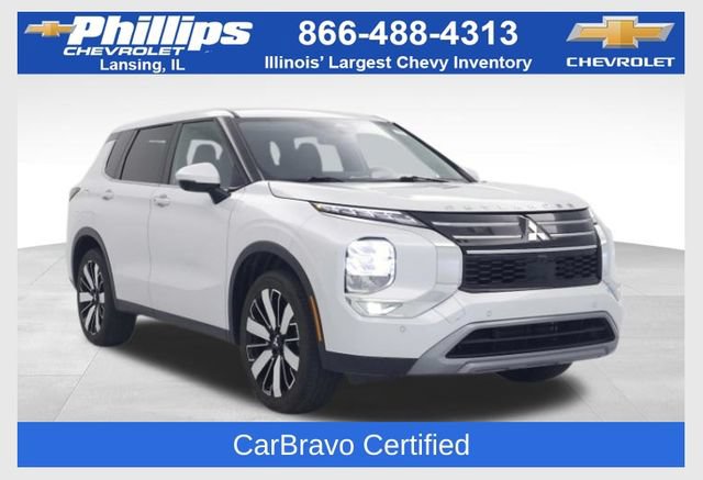 Used 2025 Mitsubishi Outlander SE
