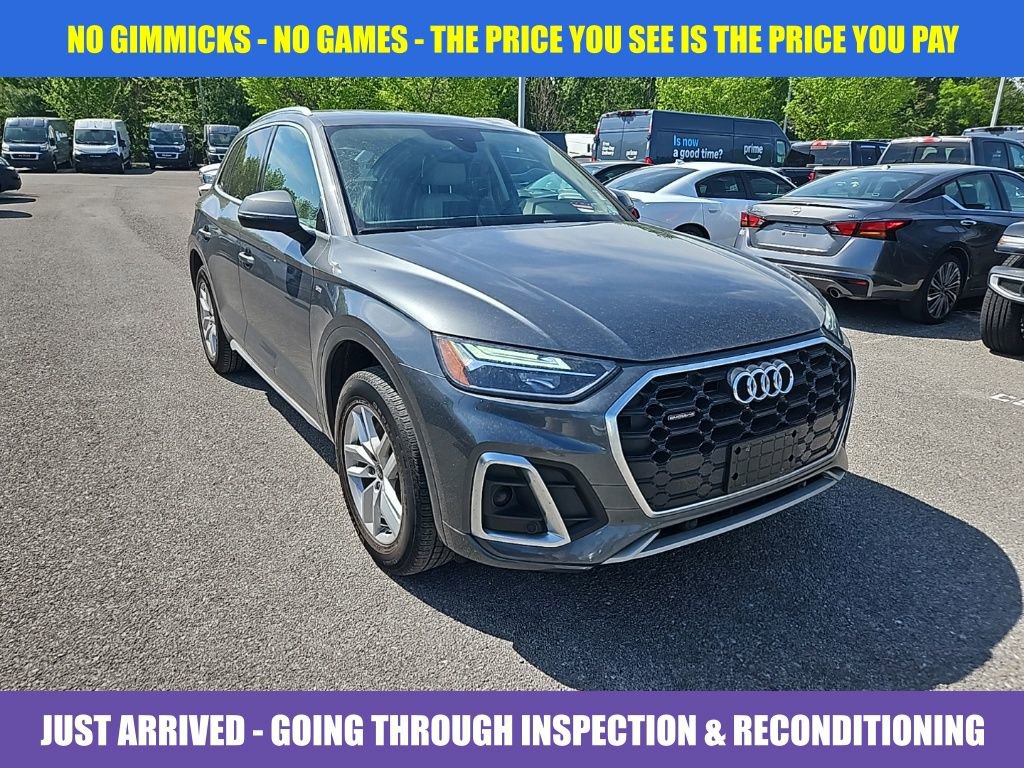 Used 2023 Audi Q5 2.0T Premium w/ Convenience Package AWD/4WD image 1