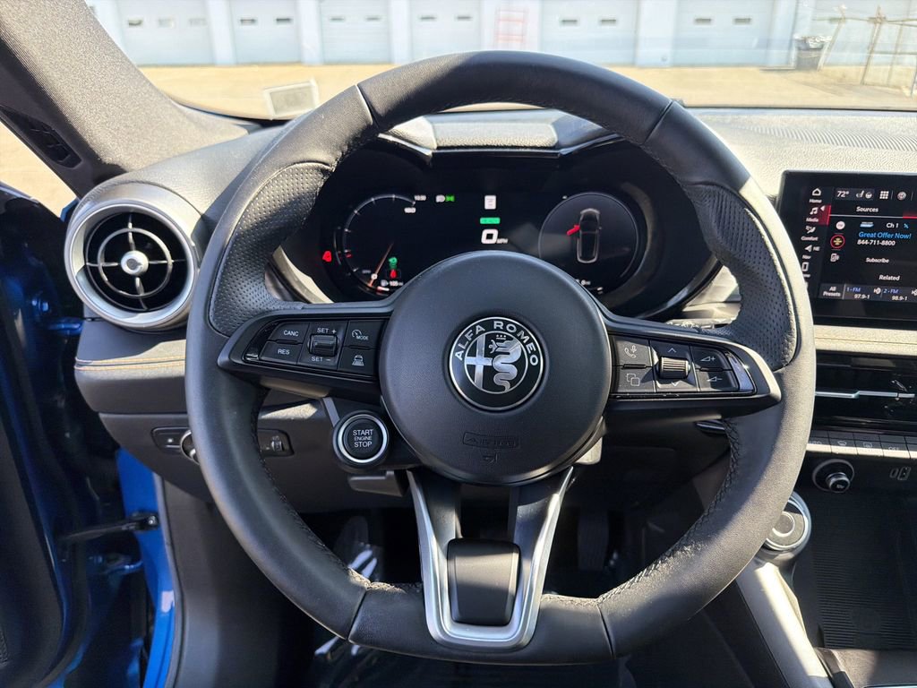 Used 2024 Alfa Romeo Tonale Ti image 21