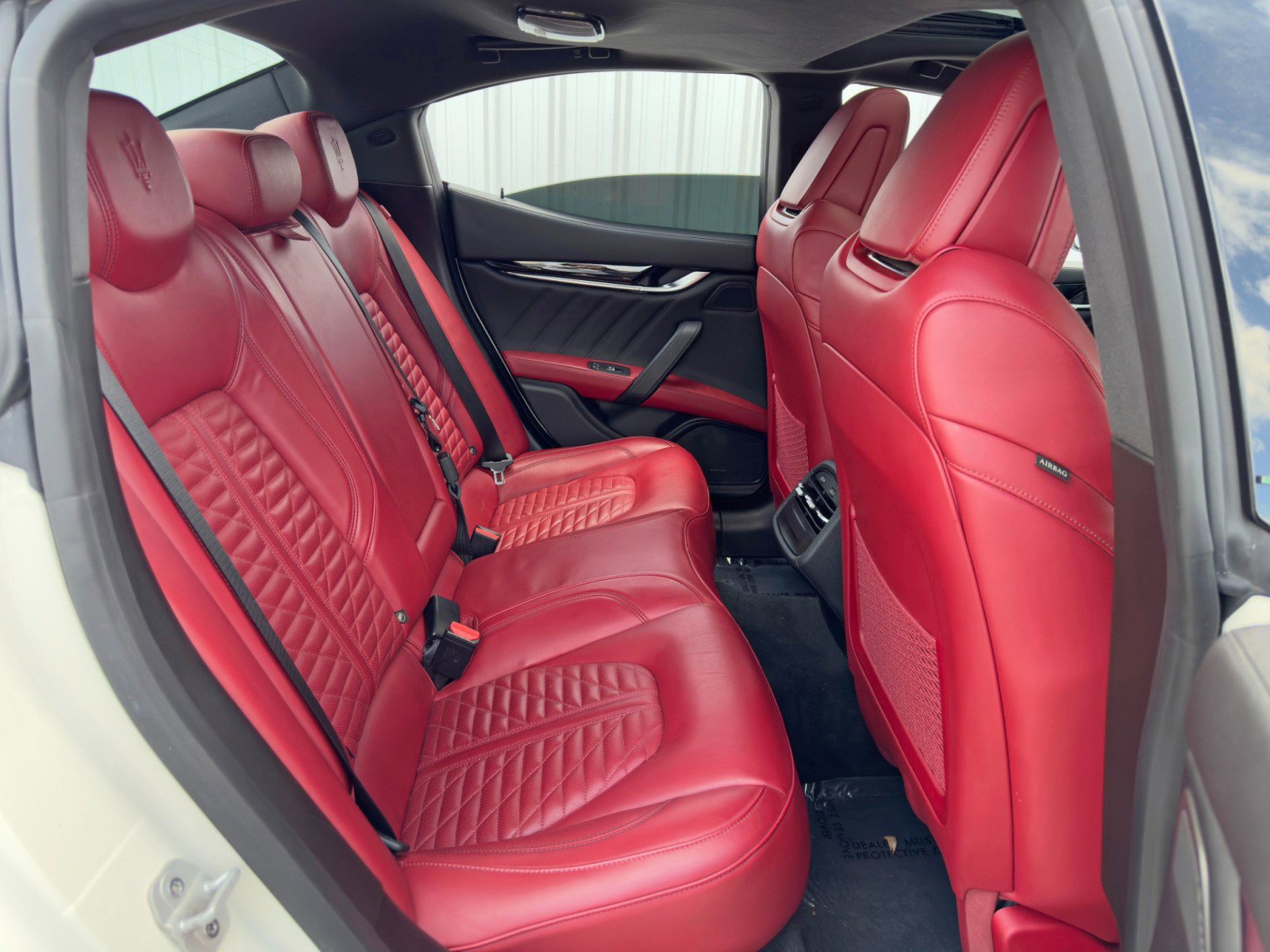 Used 2021 Maserati Ghibli Trofeo image 41