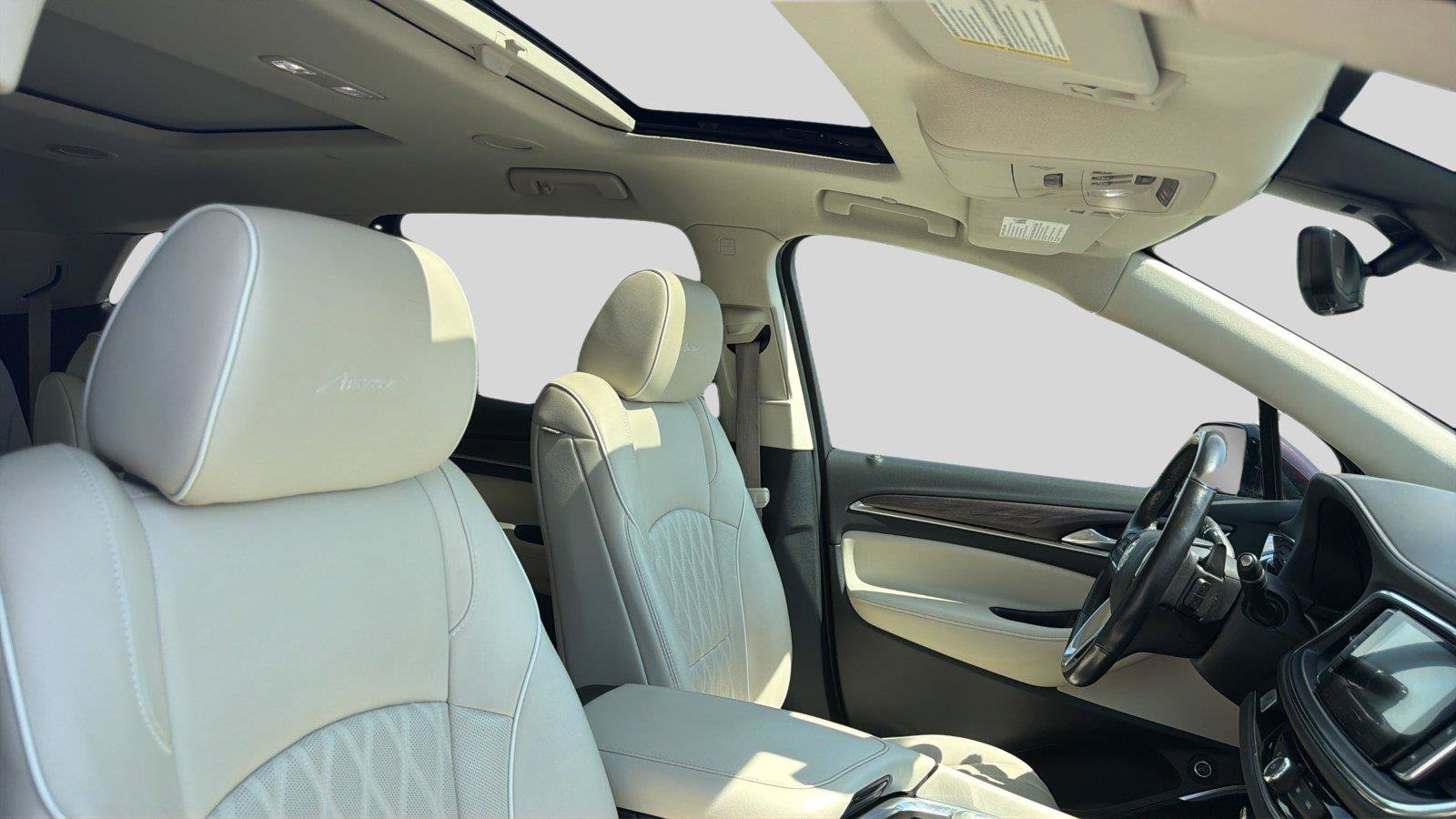 Used 2022 Buick Enclave Avenir w/ Avenir Technology Package AWD/4WD image 26