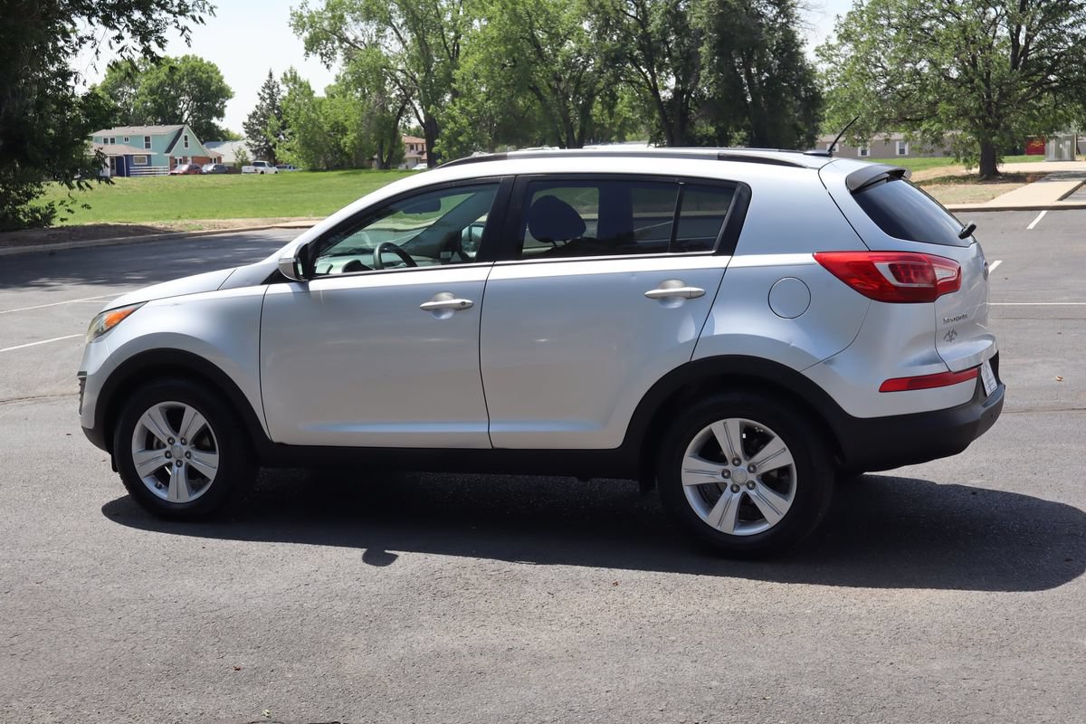 Used 2011 Kia Sportage LX w/ Convenience Pkg FWD image 8