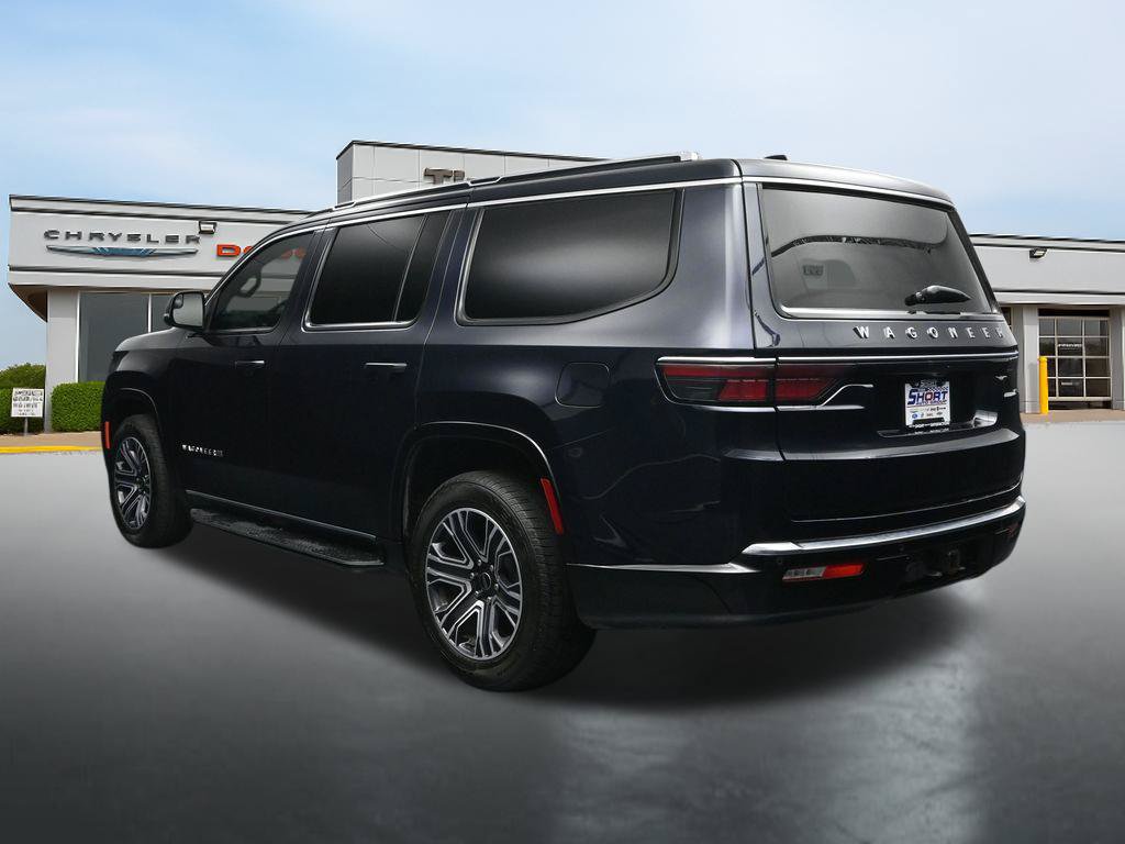 Used 2025 Jeep Wagoneer 4WD image 3