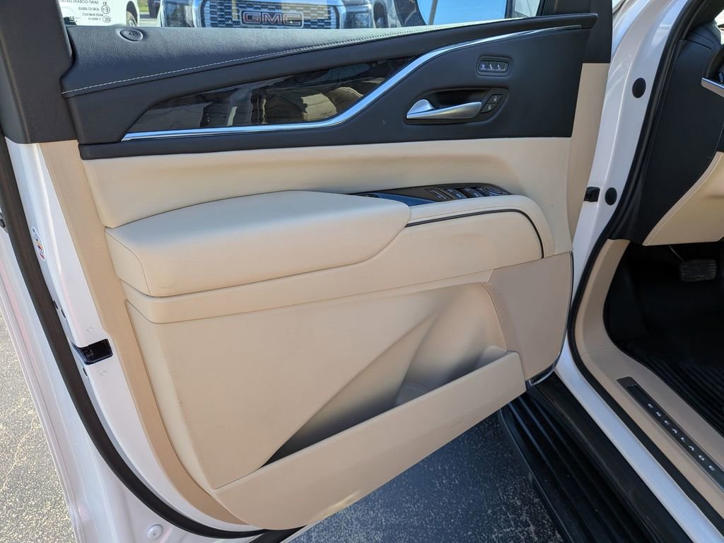 Used 2023 Cadillac Escalade ESV Premium Luxury w/ Performance Package image 11