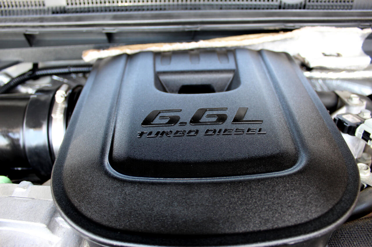 Used 2015 GMC Sierra 3500 Denali image 37