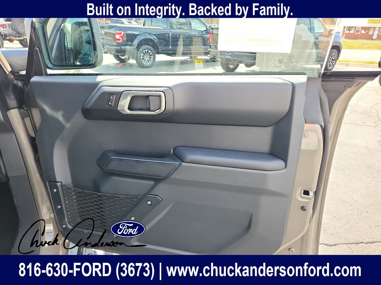 New 2026 Ford Bronco Outer Banks w/ Sasquatch Package AWD/4WD image 28