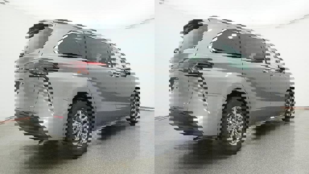 New 2026 Toyota Sienna XLE image 21