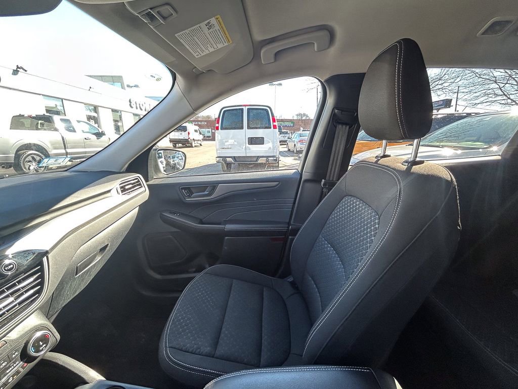 Used 2024 Ford Escape Active image 22