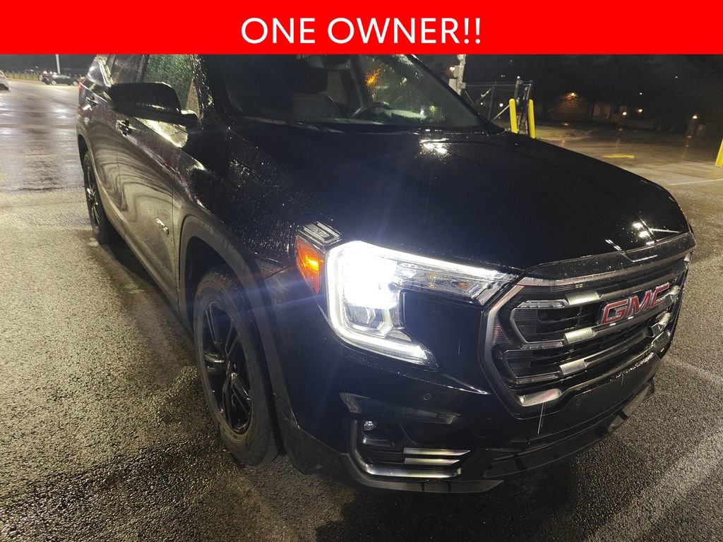 Used 2022 GMC Terrain AT4 w/ Infotainment Package II image 3