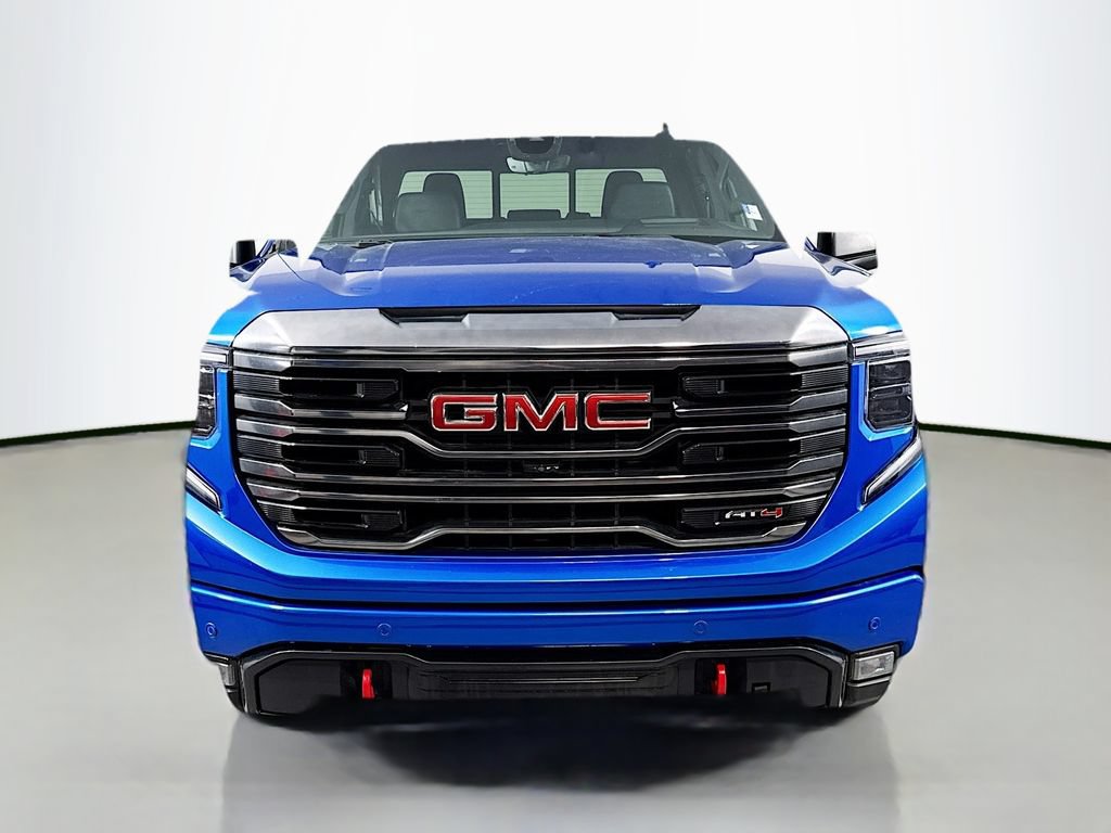Used 2022 GMC Sierra 1500 AT4 w/ Technology Package AWD/4WD image 2