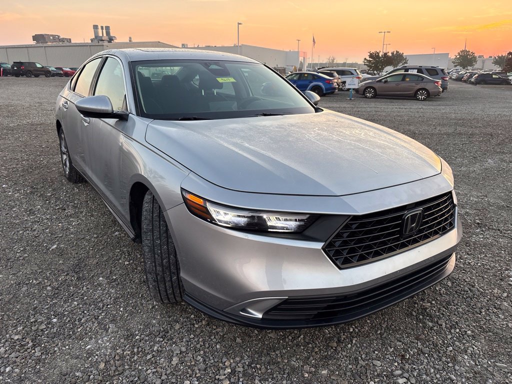 Used 2024 Honda Accord EX image 12