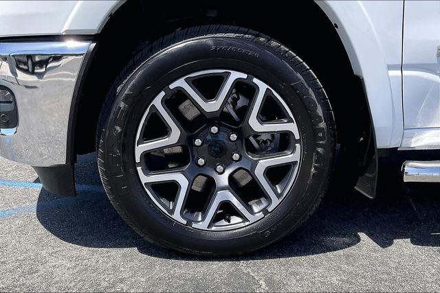 Used 2026 RAM 1500 Laramie AWD/4WD image 8