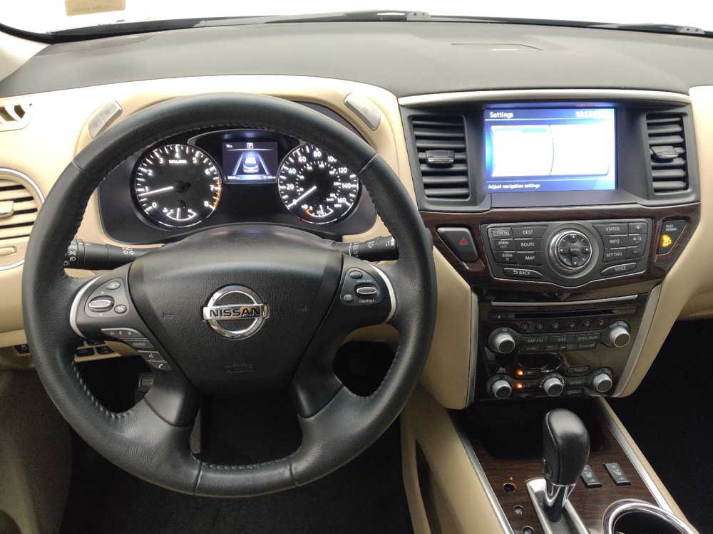 Used 2016 Nissan Pathfinder SL w/ SL Premium Package FWD image 22