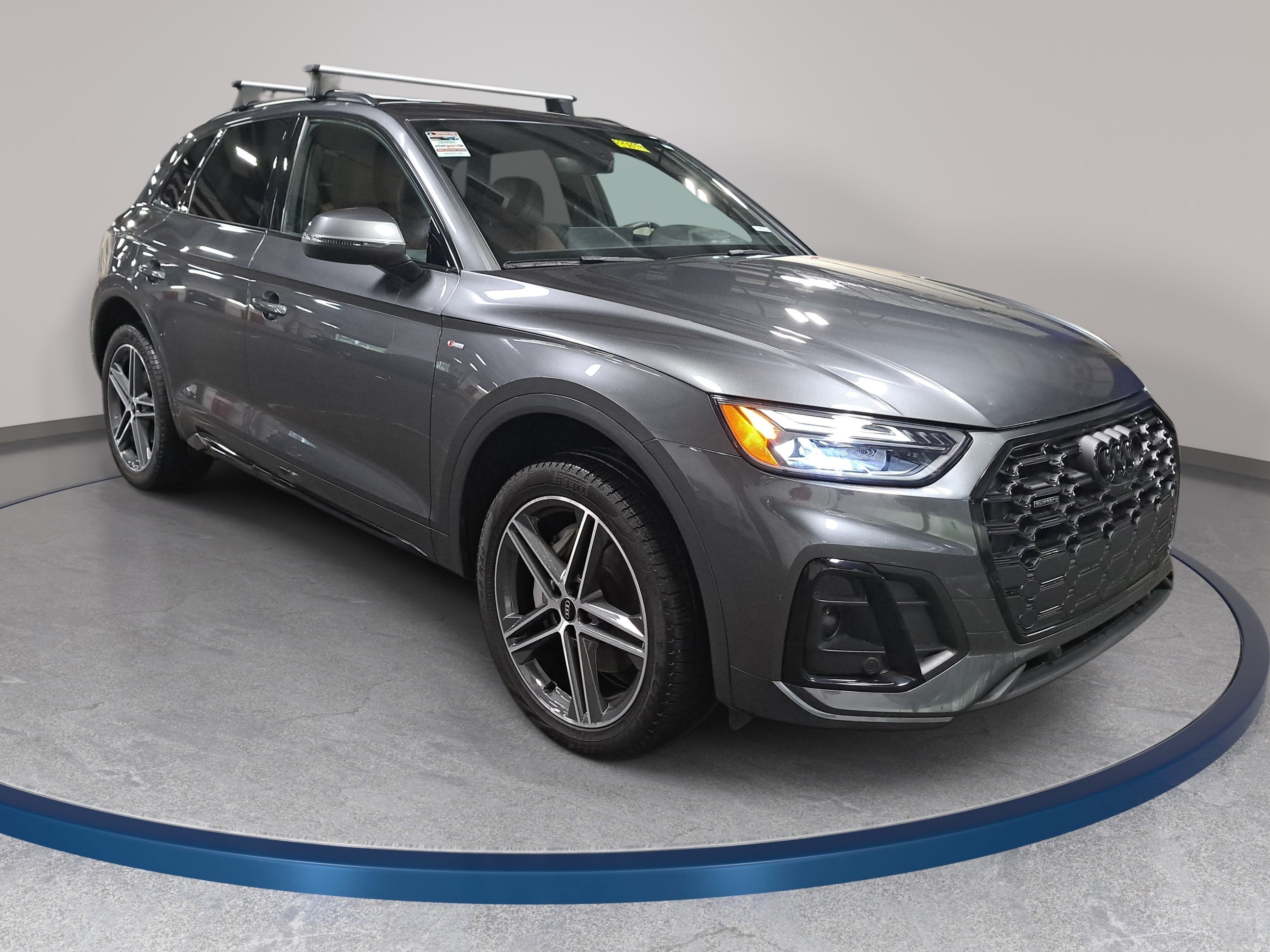 Used 2023 Audi Q5 e Premium Plus AWD/4WD image 3