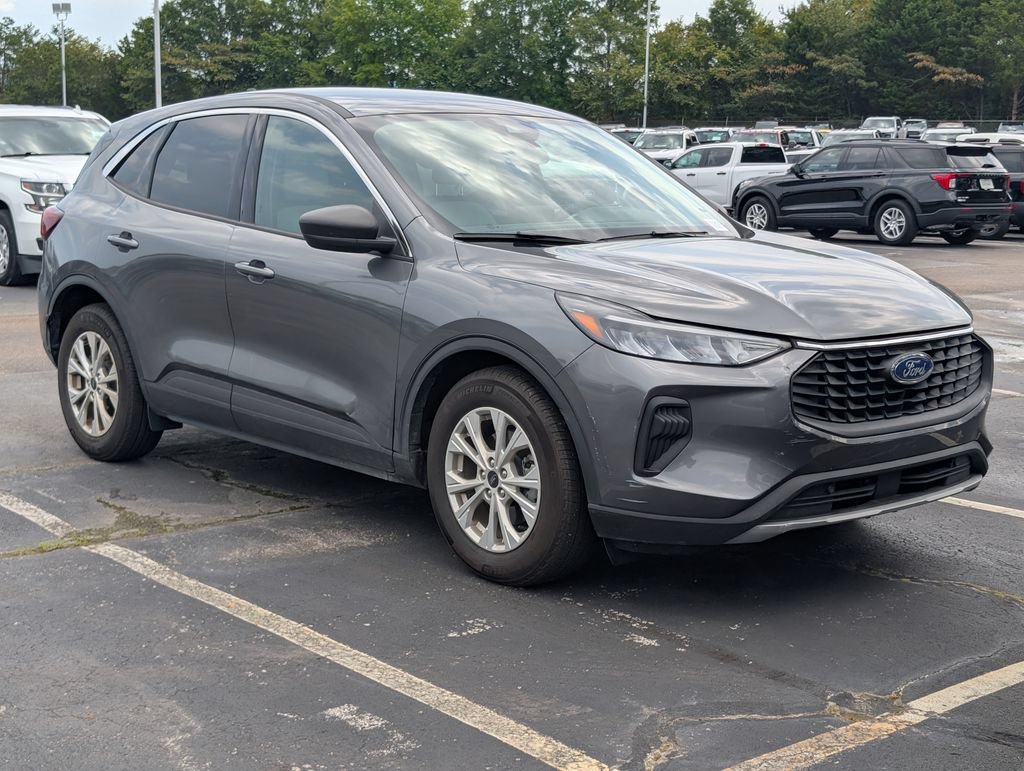 Used 2023 Ford Escape Active FWD image 5