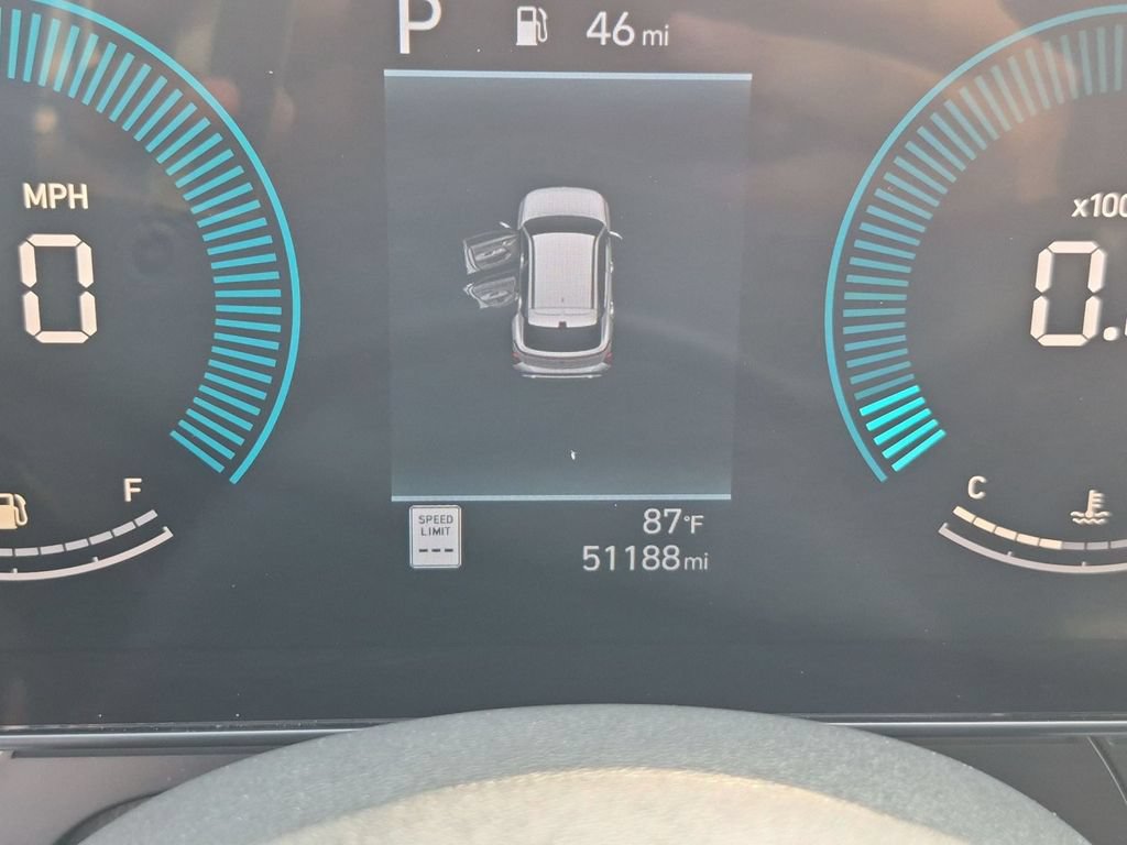 Used 2025 Hyundai Kona SEL FWD image 21