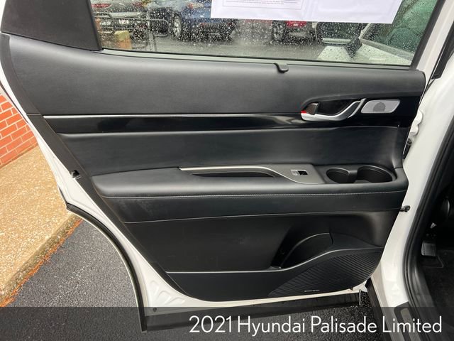 Used 2021 Hyundai Palisade Limited w/ Winter Package image 24