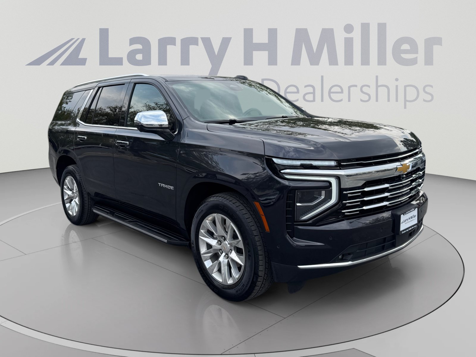 Used 2025 Chevrolet Tahoe Premier AWD/4WD image 7
