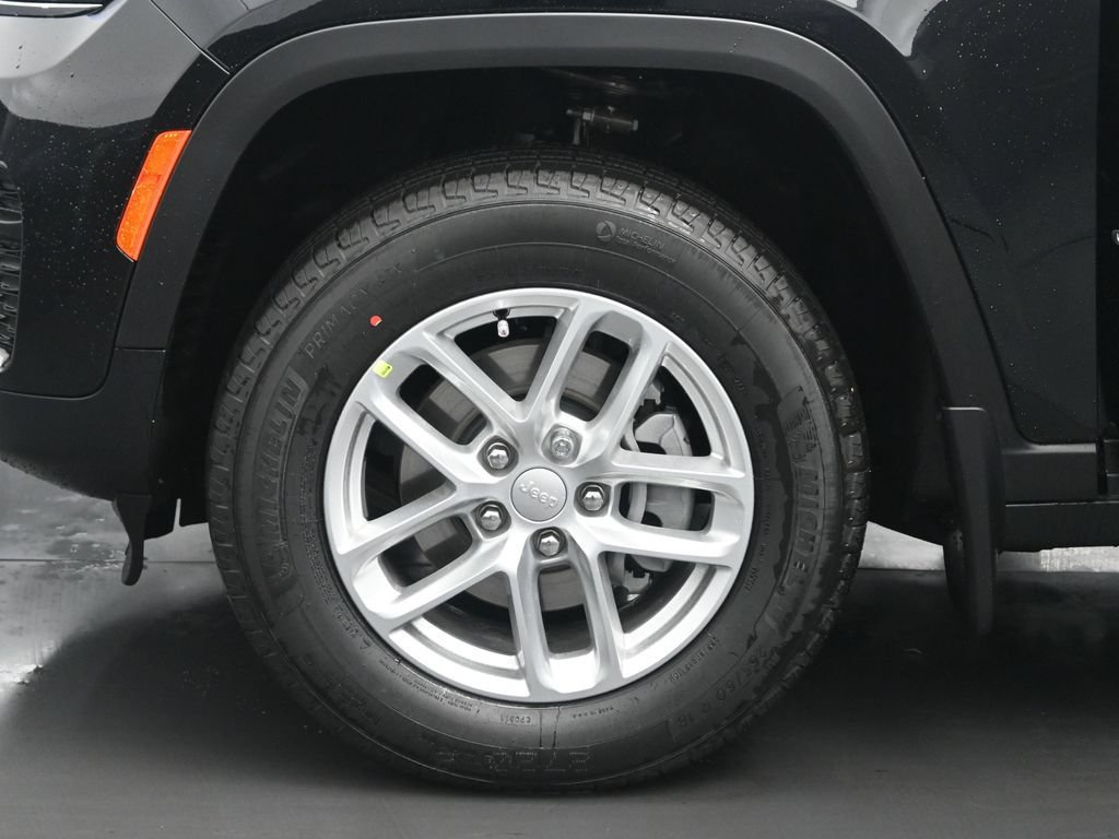 New 2026 Jeep Grand Cherokee Laredo X AWD/4WD image 37