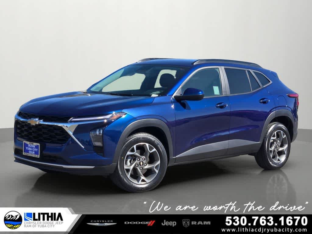 Used 2024 Chevrolet Trax LT FWD image 1