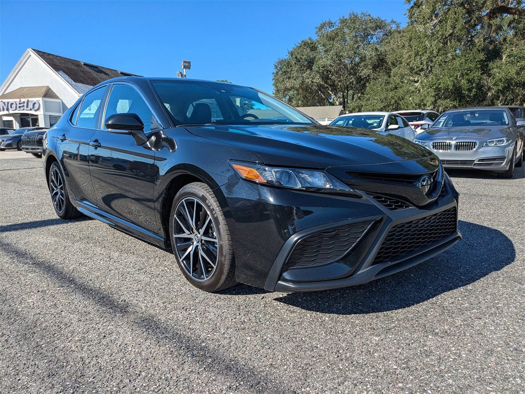 Used 2023 Toyota Camry SE