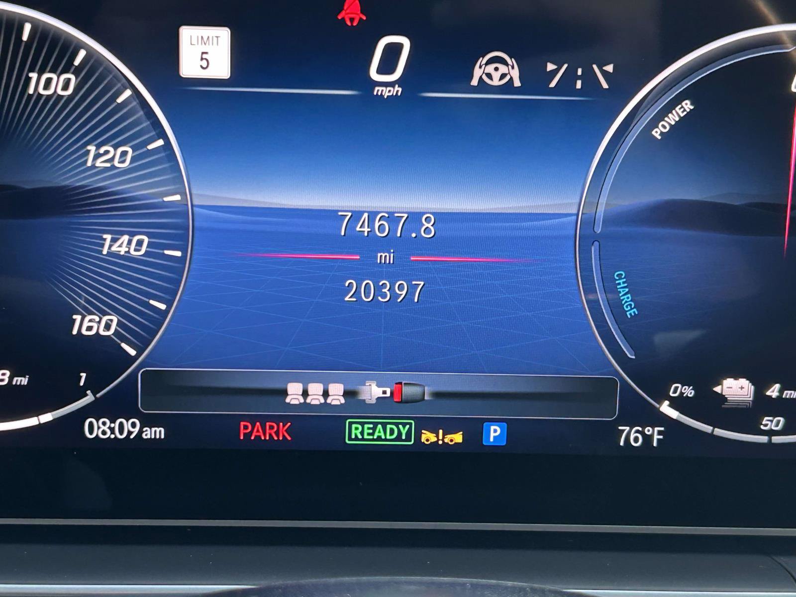 Certified 2025 Mercedes-Benz GLE 450e 4MATIC image 25