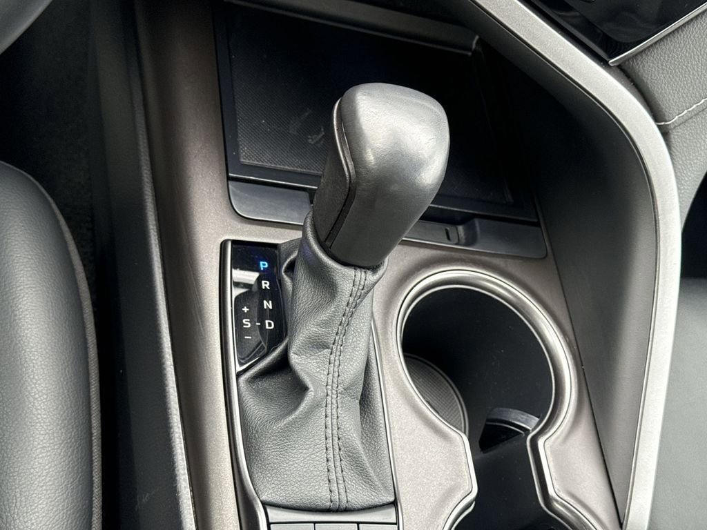 Used 2023 Toyota Camry SE image 21