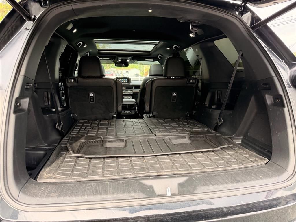 Used 2025 Honda Pilot TrailSport image 30