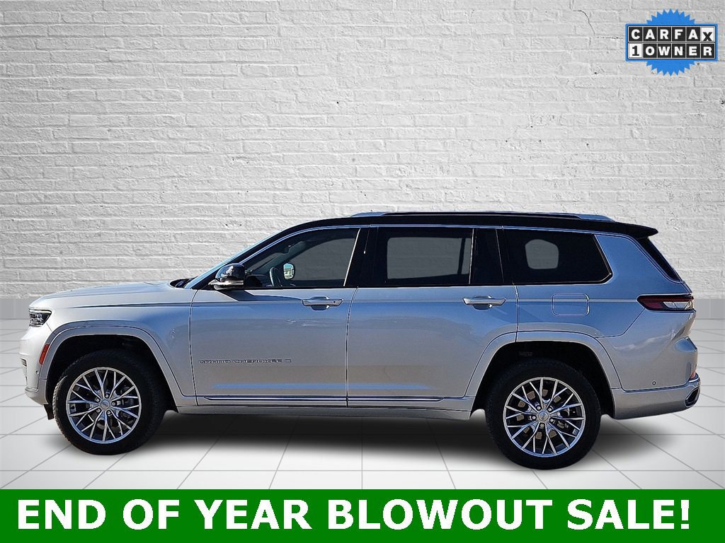 Used 2024 Jeep Grand Cherokee L Summit w/ Luxury Tech Group V image 2