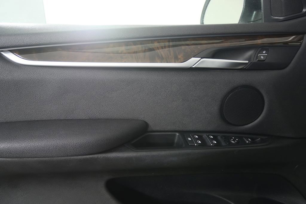 Used 2014 BMW X5 xDrive35i image 8