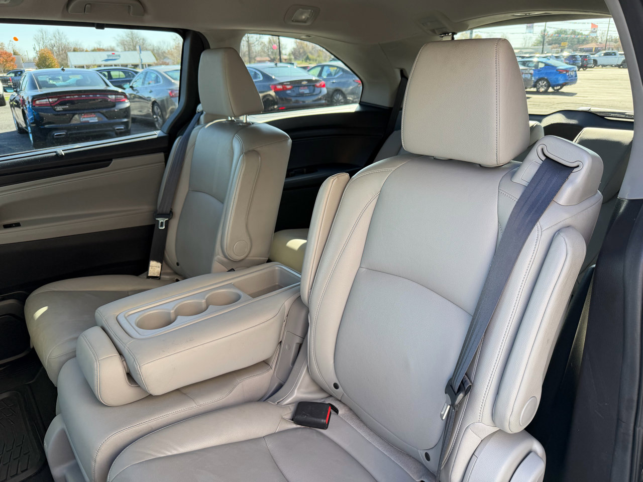 Used 2018 Honda Odyssey EX-L image 18