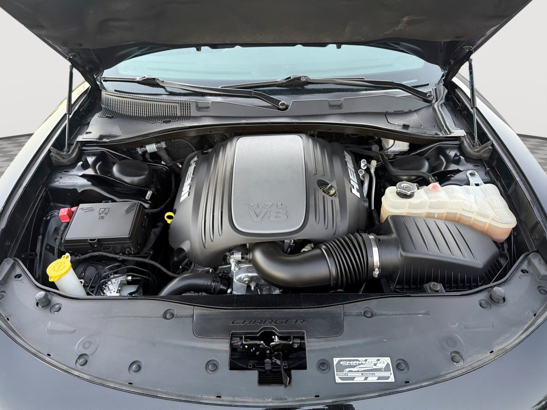 Used 2023 Dodge Charger R/T w/ Navigation & Travel Group RWD image 17