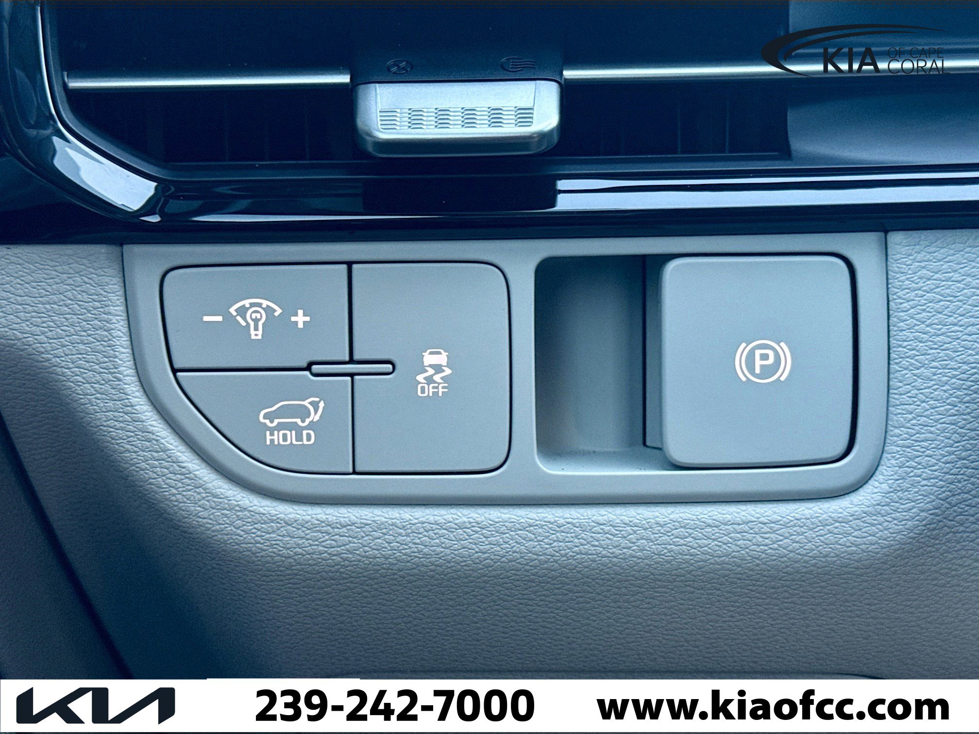 Used 2026 Kia Sportage EX image 33