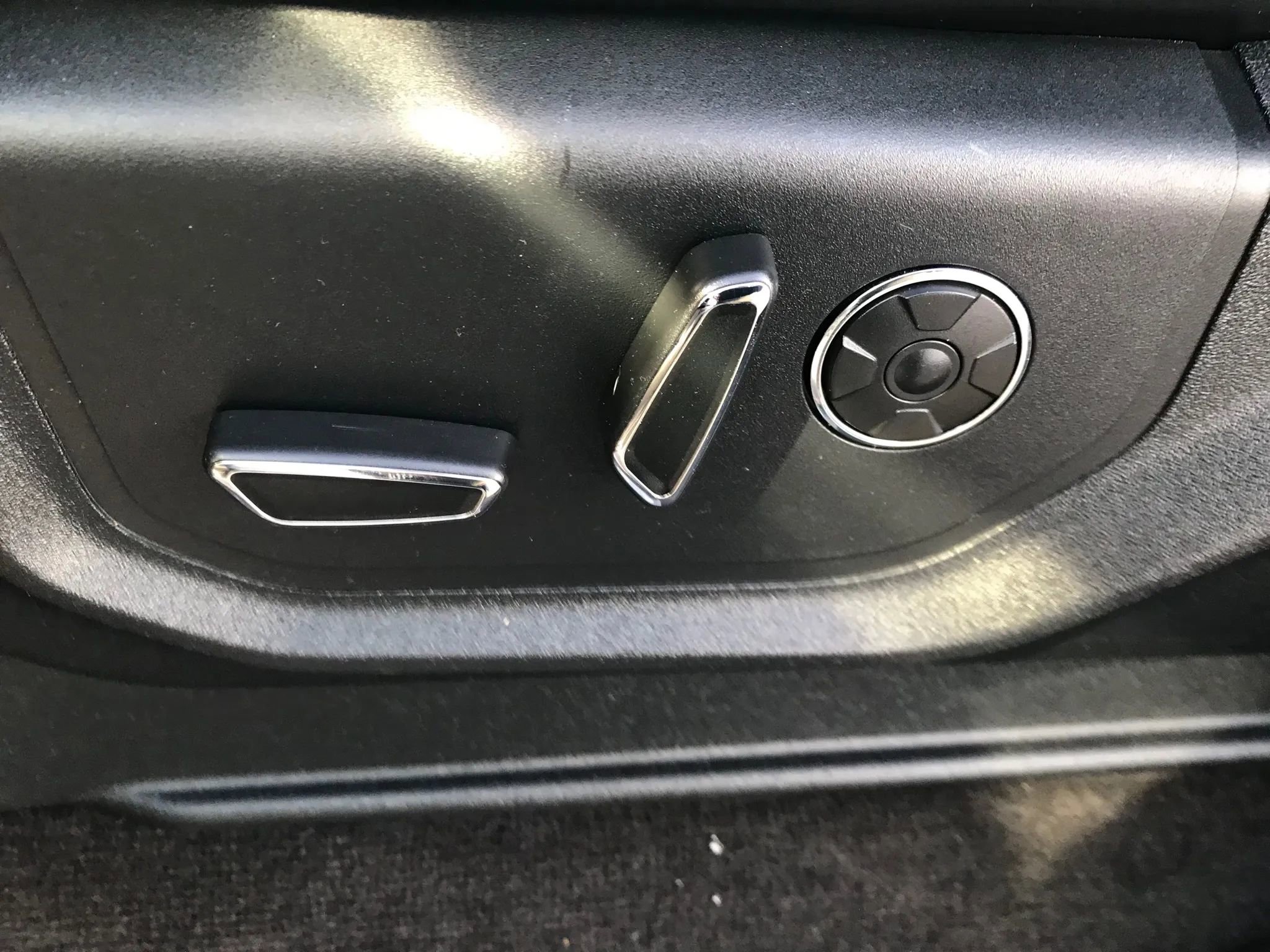 Used 2019 Ford F150 Platinum image 18