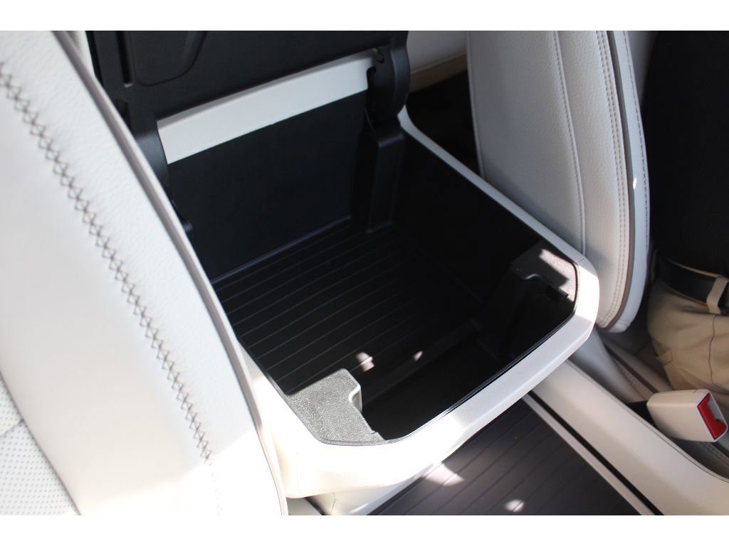 New 2026 GMC Yukon Denali w/ Denali Reserve Package image 40