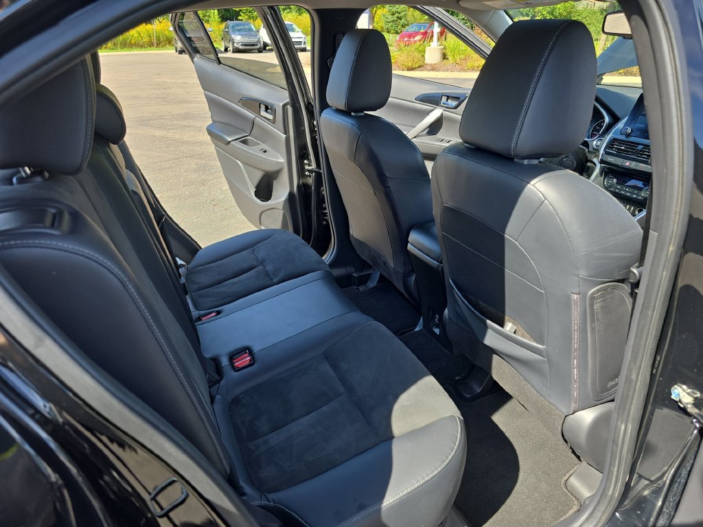 Used 2022 Mitsubishi Eclipse Cross SE FWD image 12