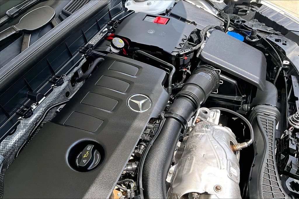 Used 2022 Mercedes-Benz GLB 250 image 44