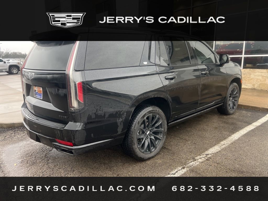 Used 2023 Cadillac Escalade Sport Platinum w/ LPO, ONYX Package image 4