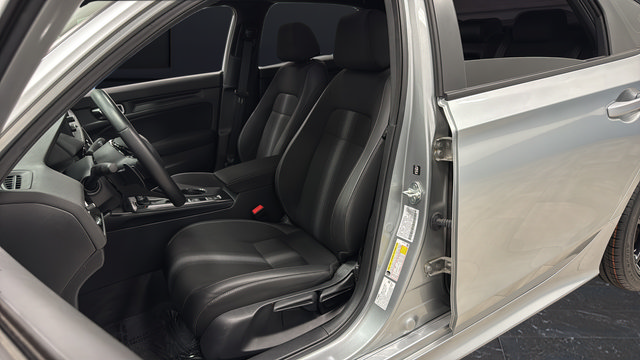 Used 2025 Honda Civic Sport image 9