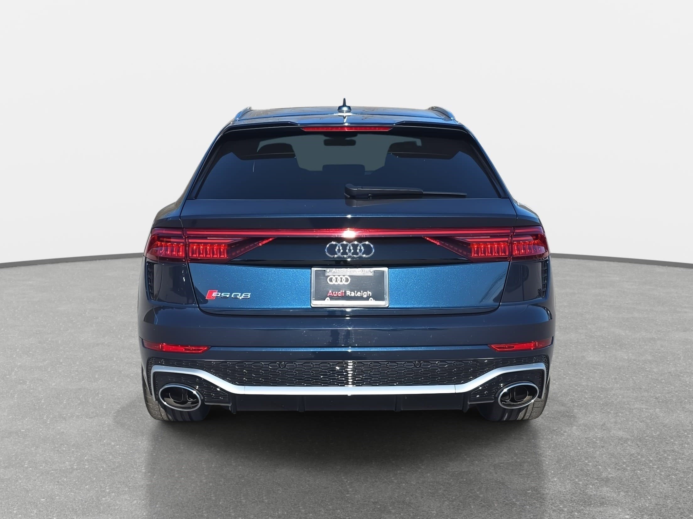 Used 2024 Audi RS Q8 w/ Executive Package image 6