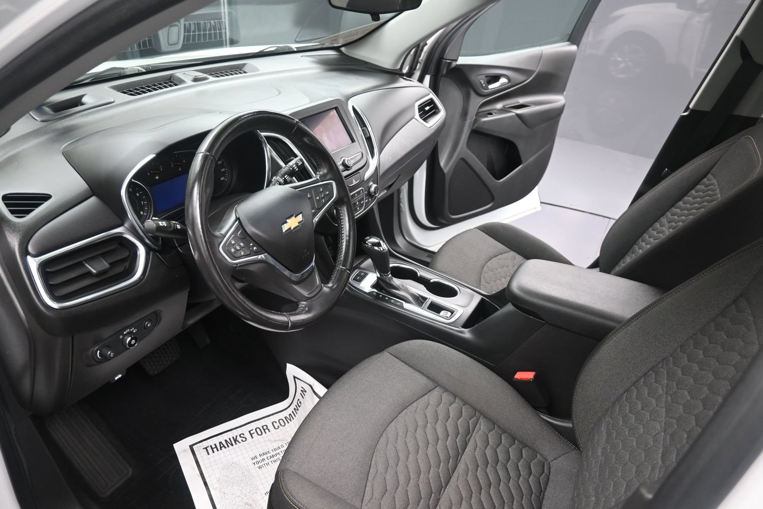 Used 2020 Chevrolet Equinox LT AWD/4WD image 18