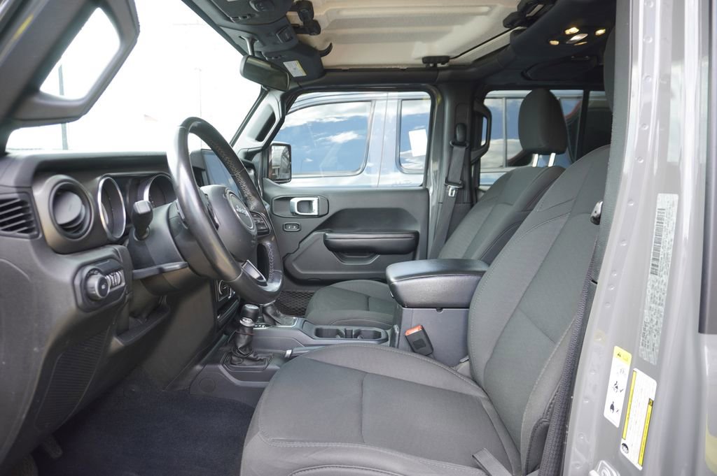 Used 2019 Jeep Wrangler Unlimited Sport S AWD/4WD image 2