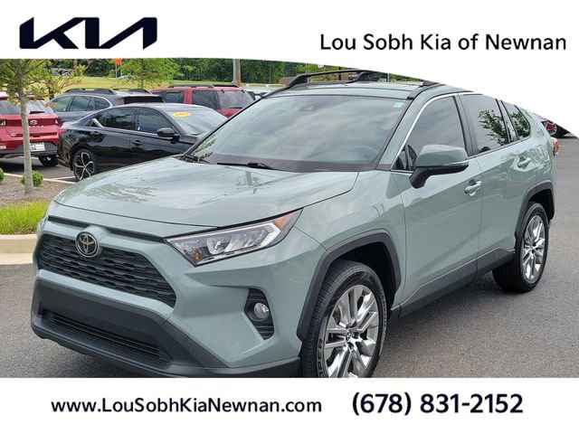 Used 2021 Toyota RAV4 XLE Premium FWD image 1