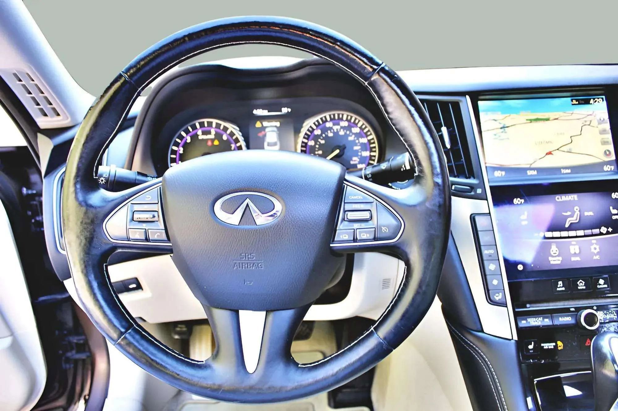 Used 2014 INFINITI Q50 Premium w/ Navigation Package image 10