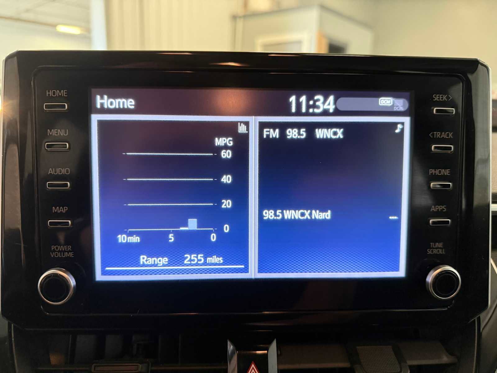 Certified 2020 Toyota Corolla LE FWD image 31