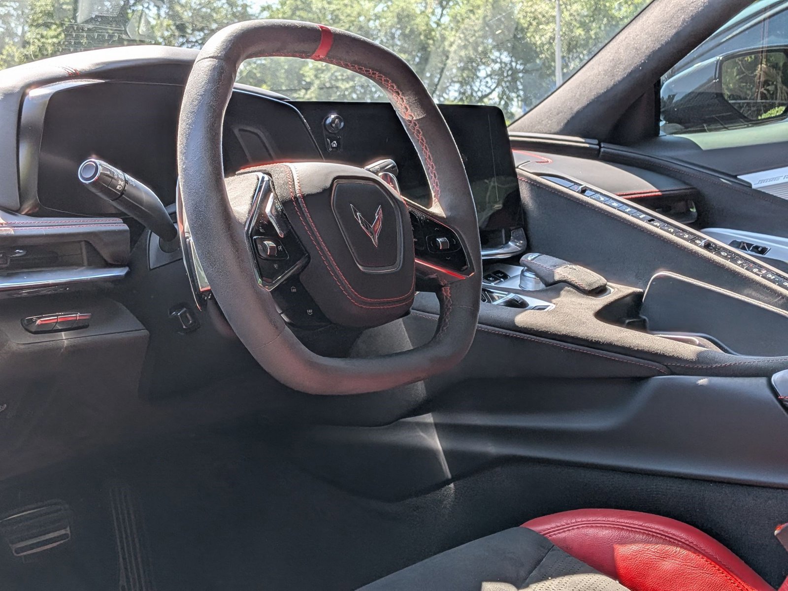 Used 2020 Chevrolet Corvette Stingray Premium Cpe w/ 3LT Preferred Equipment Group image 3
