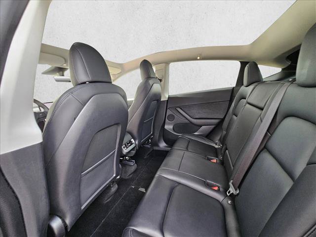 Used 2021 Tesla Model Y Long Range AWD/4WD image 15