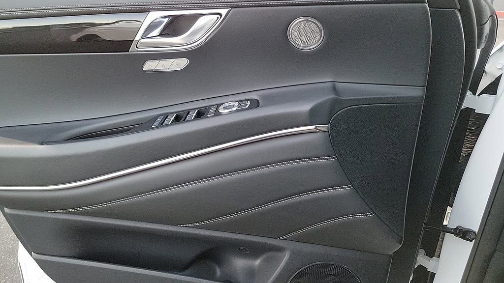 Used 2025 Genesis GV80 2.5T Standard image 33