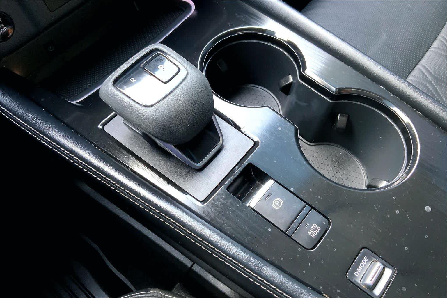 Used 2024 Nissan Rogue Platinum FWD image 36