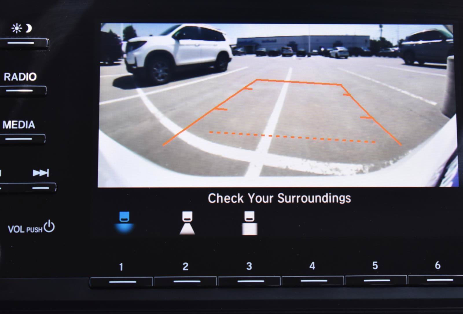 Used 2020 Honda Accord LX image 5